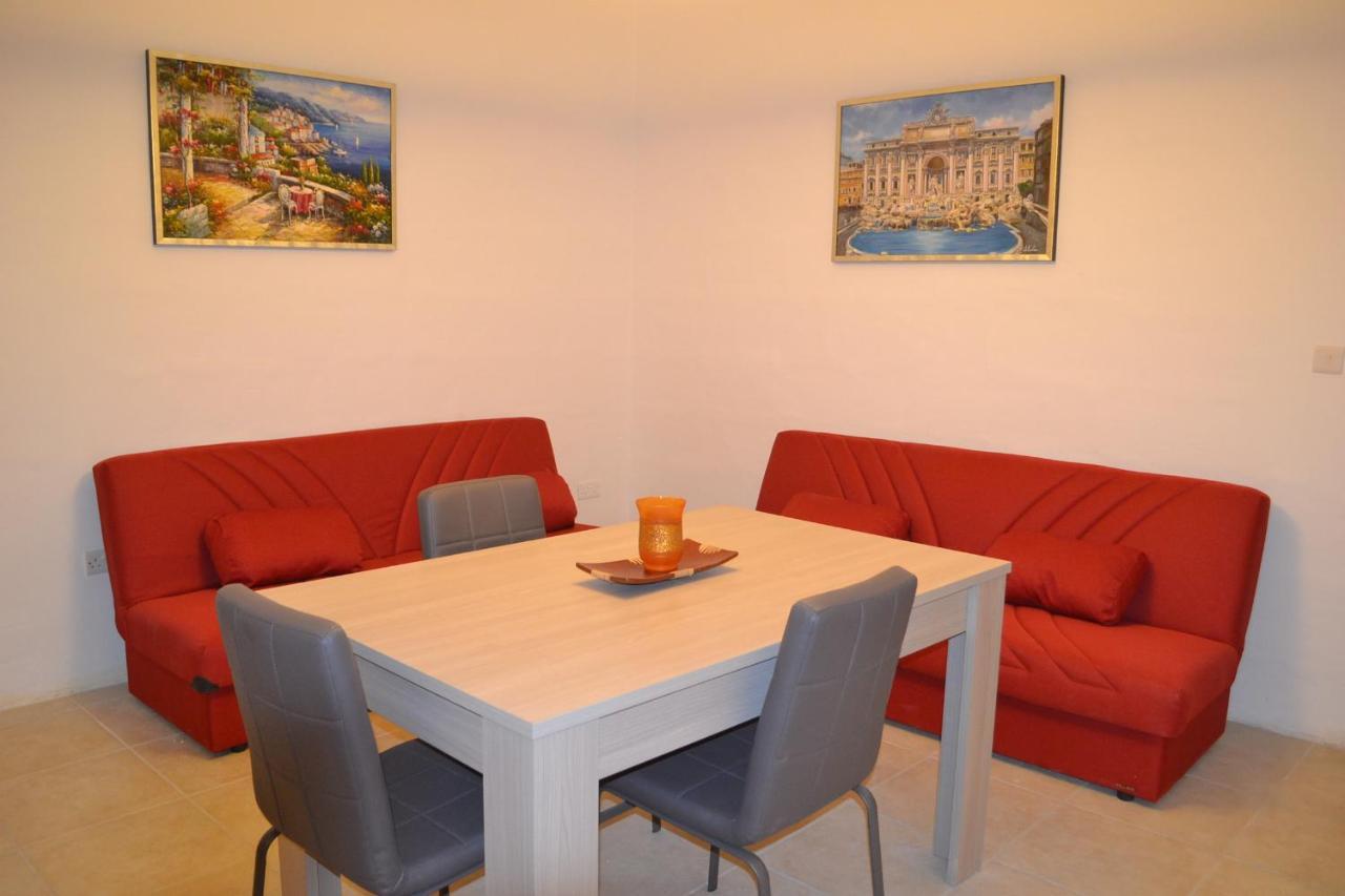 La Luna Town House Sliema Exteriör bild